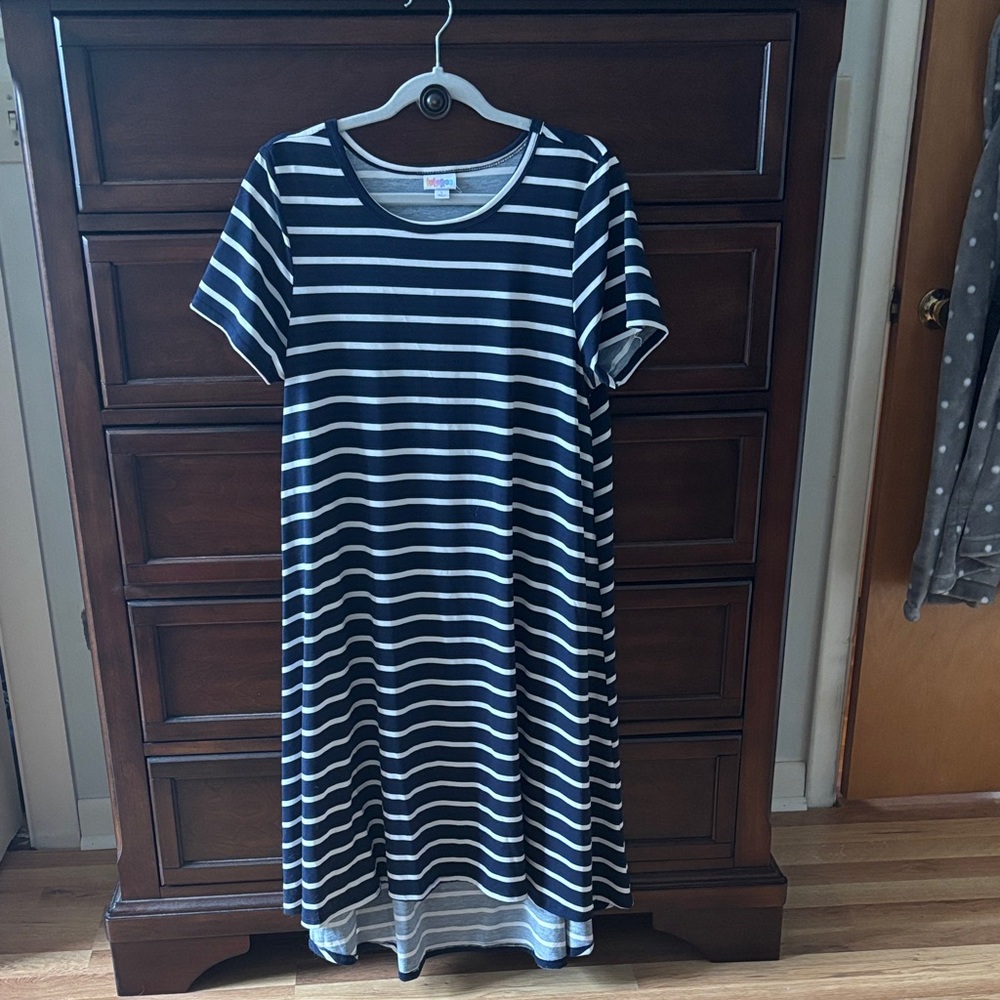 LuLaRoe Navy and White Striped Top